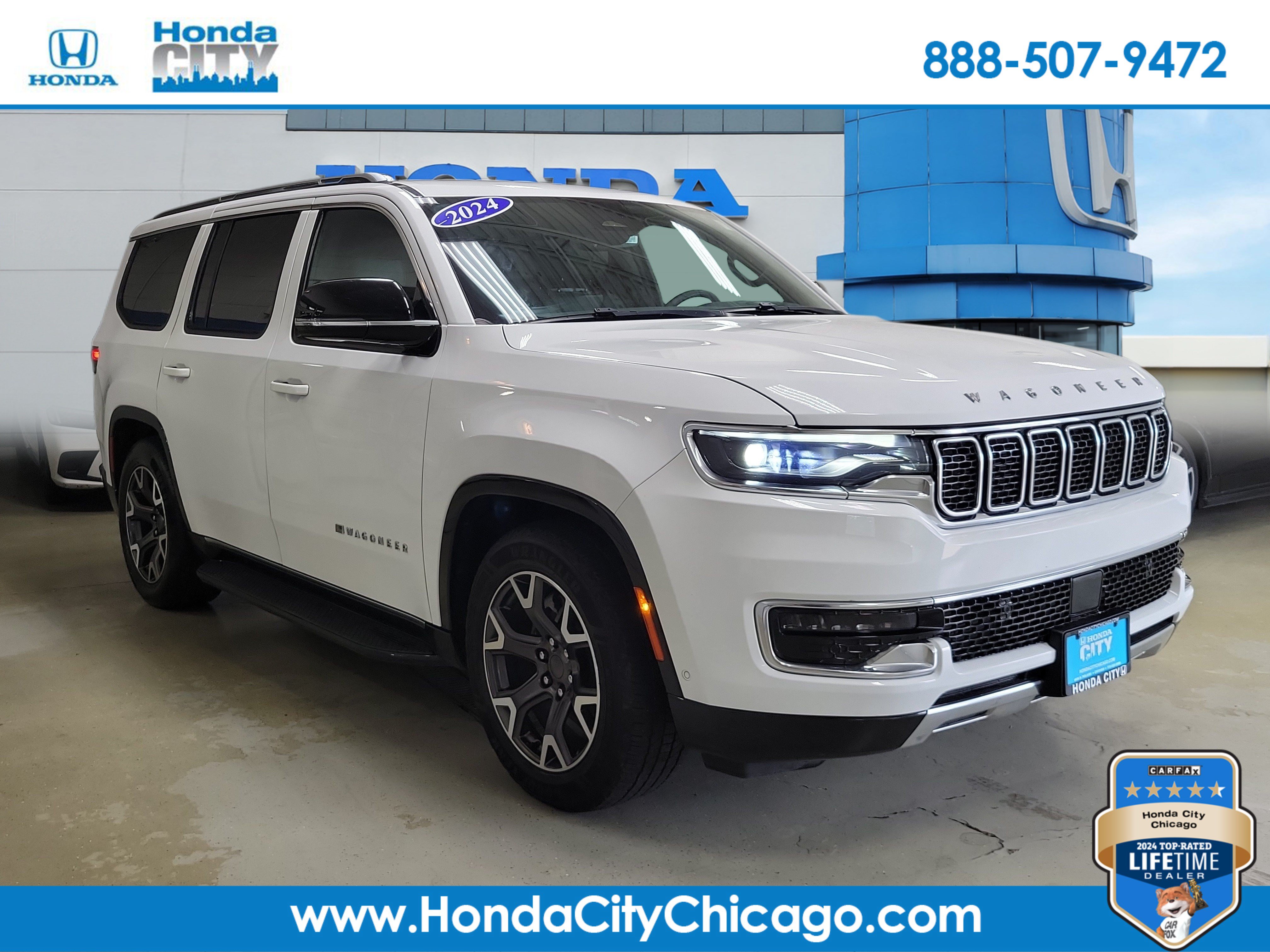 Used 2024 Jeep Wagoneer Series III AWD/4WD image 1