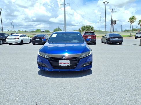 Used 2018 Honda Accord Sport image 3