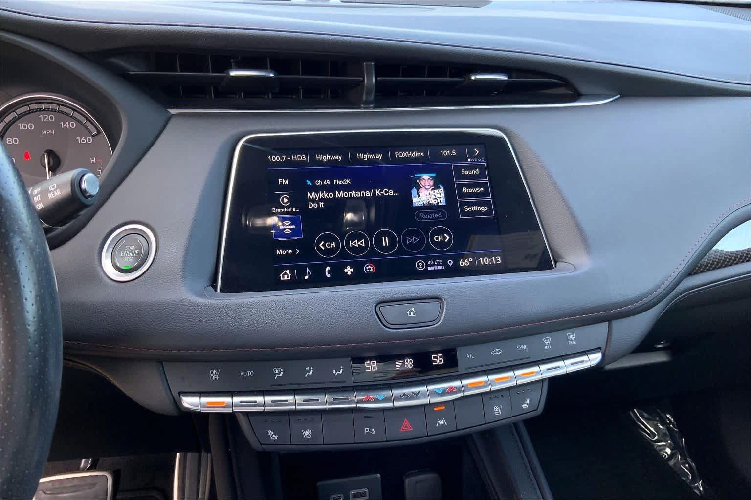 Used 2023 Cadillac XT4 Sport FWD image 31