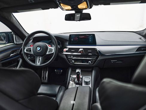 Used 2020 BMW M5 w/ Executive Package image 37