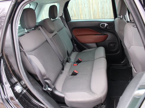 Used 2014 FIAT 500L Trekking w/ Popular Equipment Group image 36