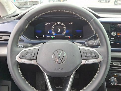 Used 2023 Volkswagen Taos SE image 20