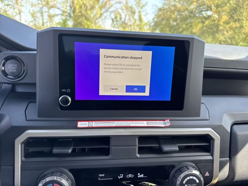 New 2025 Toyota Tacoma SR w/ Towing Package RWD image 19