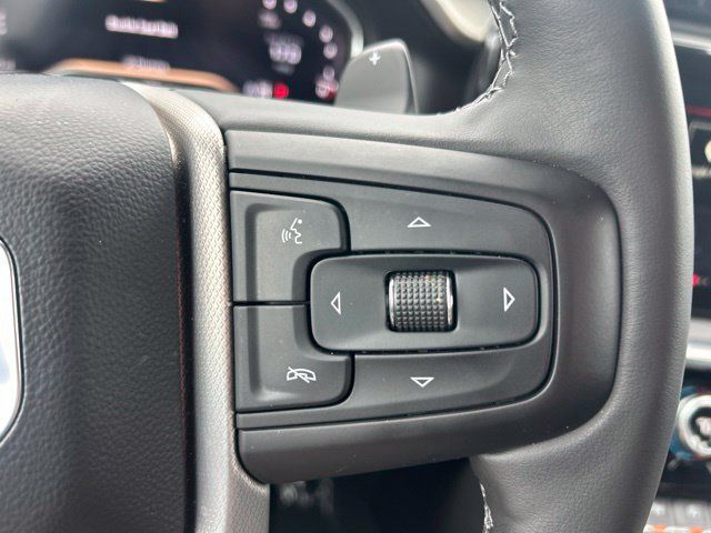 Used 2025 GMC Sierra 1500 Denali w/ Denali Reserve Package AWD/4WD image 13