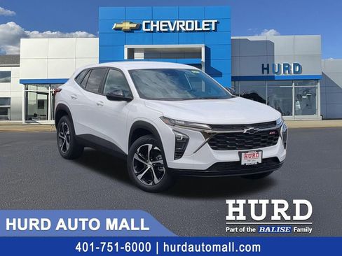 New 2026 Chevrolet Trax RS w/ Driver Confidence Package FWD image 1