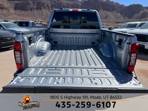 Used 2022 Ford F250 Lariat w/ Lariat Value Package AWD/4WD image 14