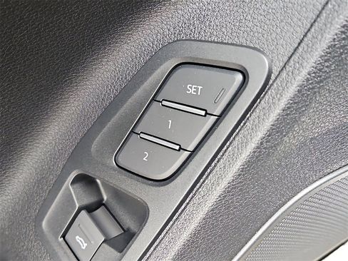 New 2025 Audi Q3 2.0T Premium image 13