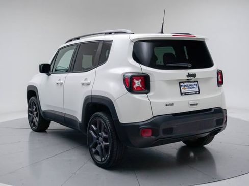 Used 2021 Jeep Renegade Latitude w/ Sun & Sound Group AWD/4WD image 3