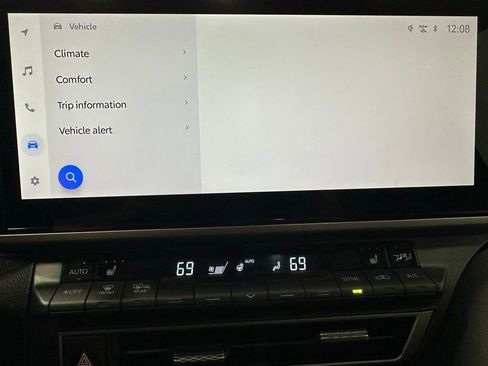 Used 2025 Toyota Camry XSE image 29