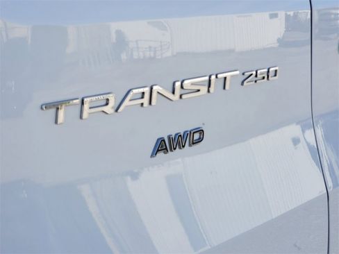 Used 2023 Ford Transit 250 Medium Roof AWD image 27
