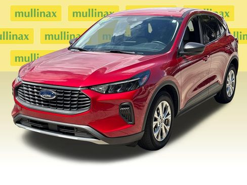 Used 2023 Ford Escape Active FWD image 13