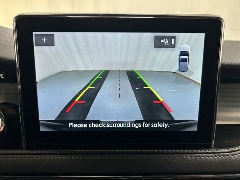 Used 2022 Lincoln Corsair AWD w/ Premium Package image 17