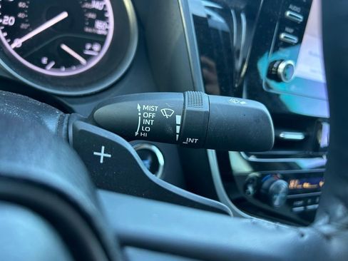 Used 2024 Toyota Camry SE image 21