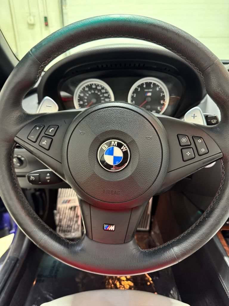 Used 2008 BMW M6 Convertible RWD image 16