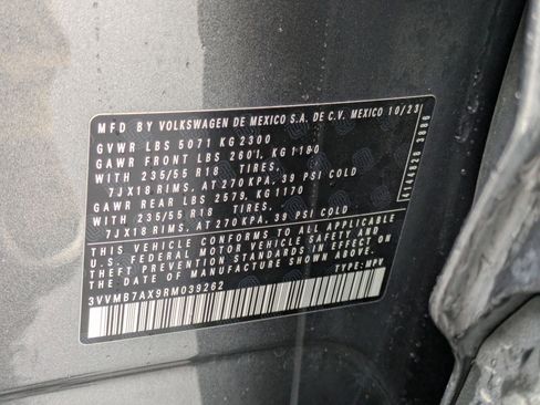 Certified 2024 Volkswagen Tiguan SE w/ Panoramic Sunroof Package image 38