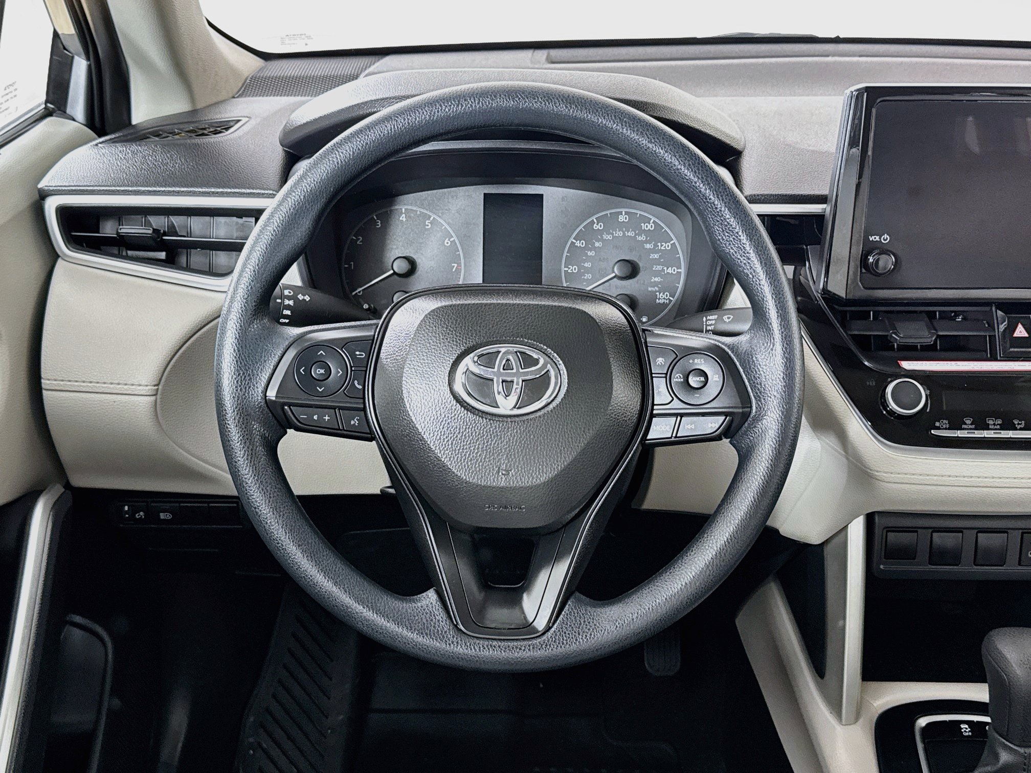 Certified 2024 Toyota Corolla Cross L AWD/4WD image 4