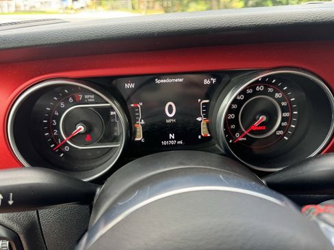 Used 2018 Jeep Wrangler Unlimited Rubicon image 18