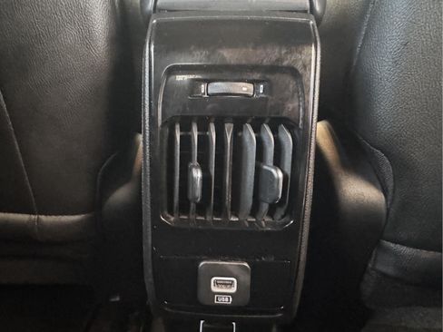 Used 2024 Jeep Compass Limited AWD/4WD image 32