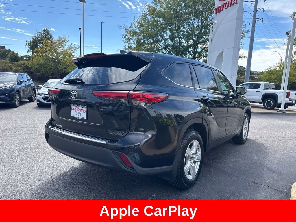 Used 2023 Toyota Highlander L FWD image 8