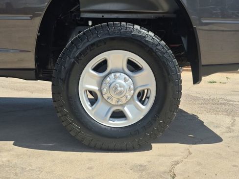 Used 2022 RAM 3500 Tradesman AWD/4WD image 10
