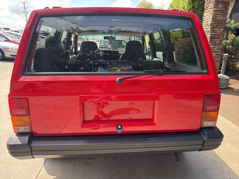 Used 1995 Jeep Cherokee Sport AWD/4WD image 4