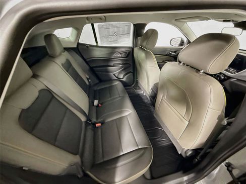 New 2026 Chevrolet Trax ACTIV w/ Driver Confidence Package FWD image 18