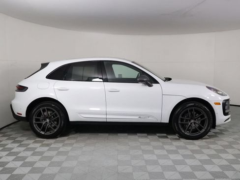 Certified 2026 Porsche Macan Turbo AWD/4WD image 8