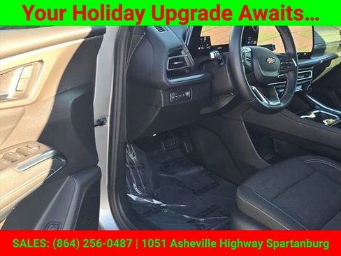 Certified 2024 Chevrolet Traverse LT image 12