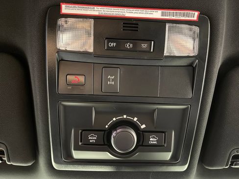 Certified 2023 Toyota Tacoma TRD Off-Road AWD/4WD image 29