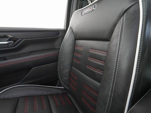 Used 2026 GMC Yukon XL AT4 Ultimate image 31