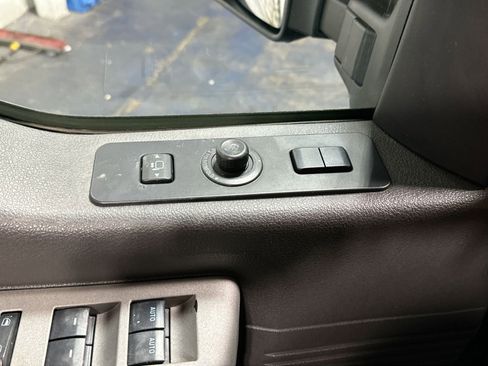 Used 2014 Ford F350 Lariat w/ Chrome Package image 16