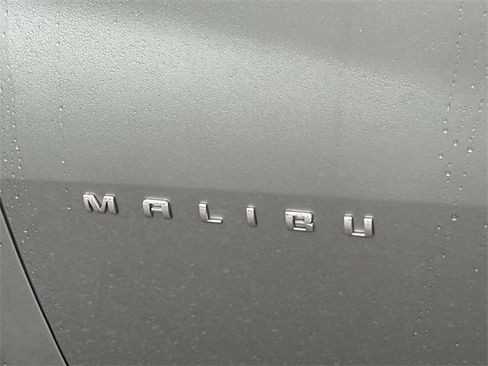 Used 2023 Chevrolet Malibu LT image 9