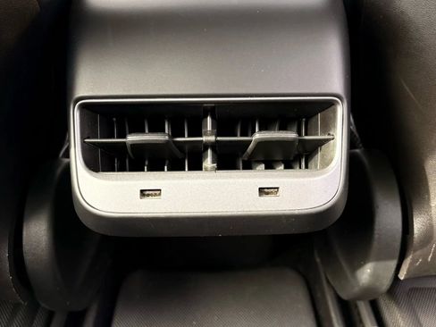 Used 2020 Tesla Model 3 Standard Range Plus image 28