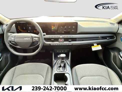 New 2025 Kia K4 LXS image 15