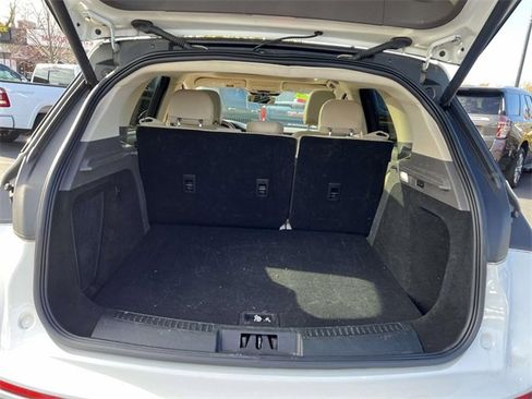 Certified 2021 Lincoln Corsair Reserve w/ Equipment Group 201A image 7