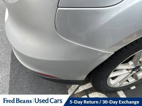 Used 2017 Ford Focus SE FWD image 14
