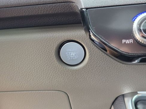 New 2026 Kia Carnival EX FWD image 29