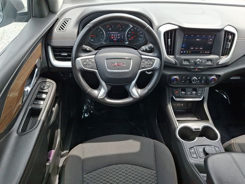 Used 2021 GMC Terrain SLE w/ Driver Convenience Package AWD/4WD image 11