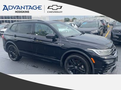 Used 2022 Volkswagen Tiguan SE R-Line