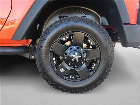Used 2015 Jeep Wrangler Sport AWD/4WD image 22