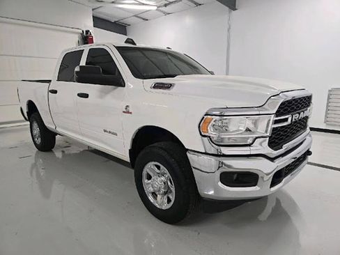 Used 2022 RAM 2500 Tradesman w/ Chrome Appearance Group image 1