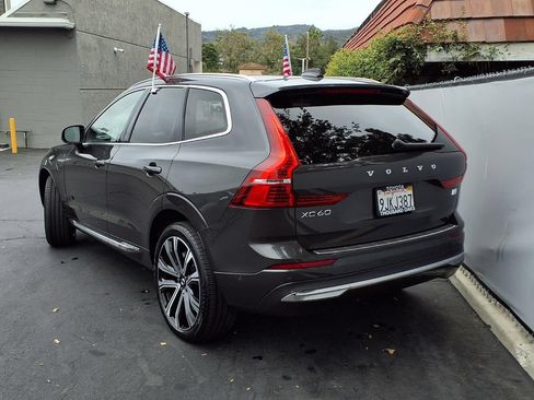 Used 2023 Volvo XC60 T8 Ultimate AWD/4WD image 5