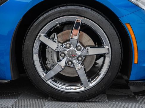 Used 2014 Chevrolet Corvette Stingray Coupe w/ 2LT Preferred Equipment Group RWD image 17