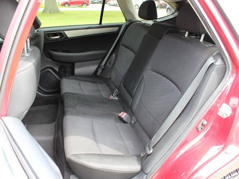 Used 2015 Subaru Outback 2.5i Premium AWD/4WD image 31
