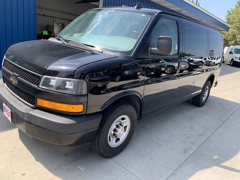 Used 2019 Chevrolet Express 2500 w/ Driver Convenience Package RWD image 2