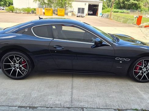 Used 2012 Maserati GranTurismo S RWD image 8