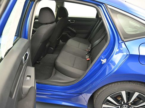 Used 2022 Honda Civic EX image 8