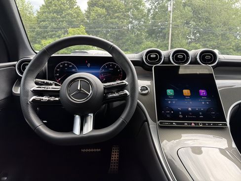 Used 2026 Mercedes-Benz GLC 300 4MATIC image 12