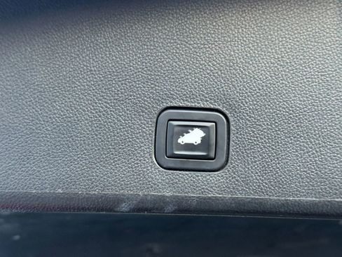 Used 2015 Cadillac SRX Performance w/ Driver Awareness Package image 14