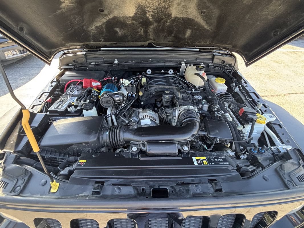 Used 2020 Jeep Wrangler Sport AWD/4WD image 11
